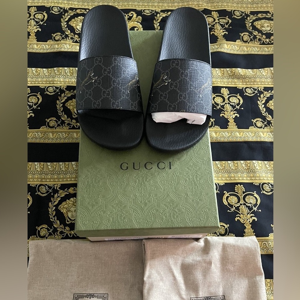 Gucci Black Patterned Slide Sandals
